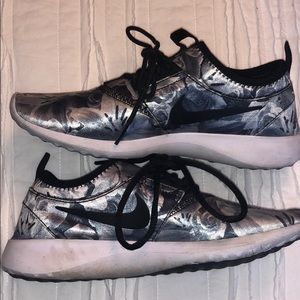 Nike|| Running shoes